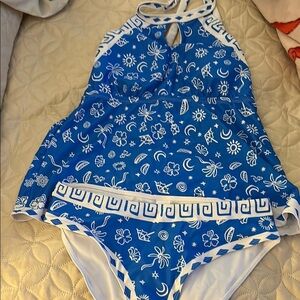 Cupshe Blue and White Patterned Swimsuit- NWT